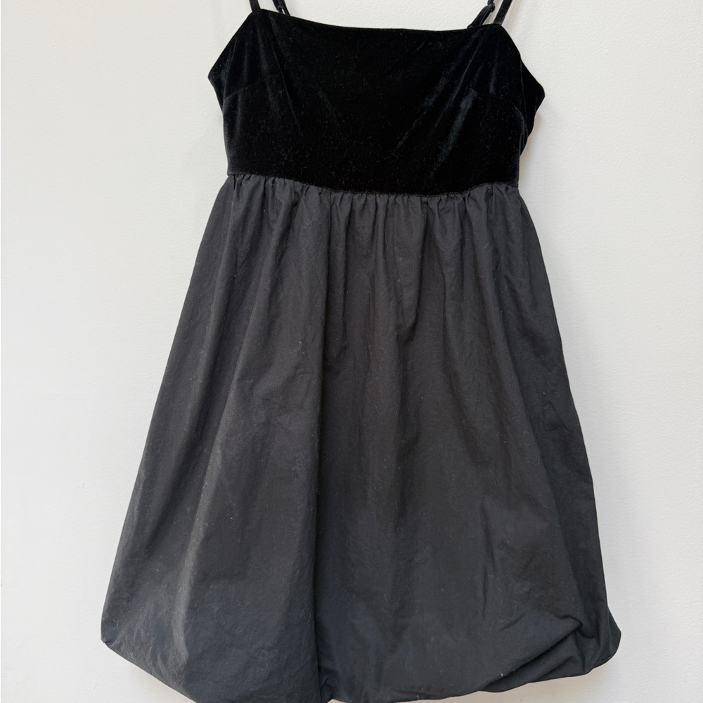 Black Velvet Bubble Hem Party Dress